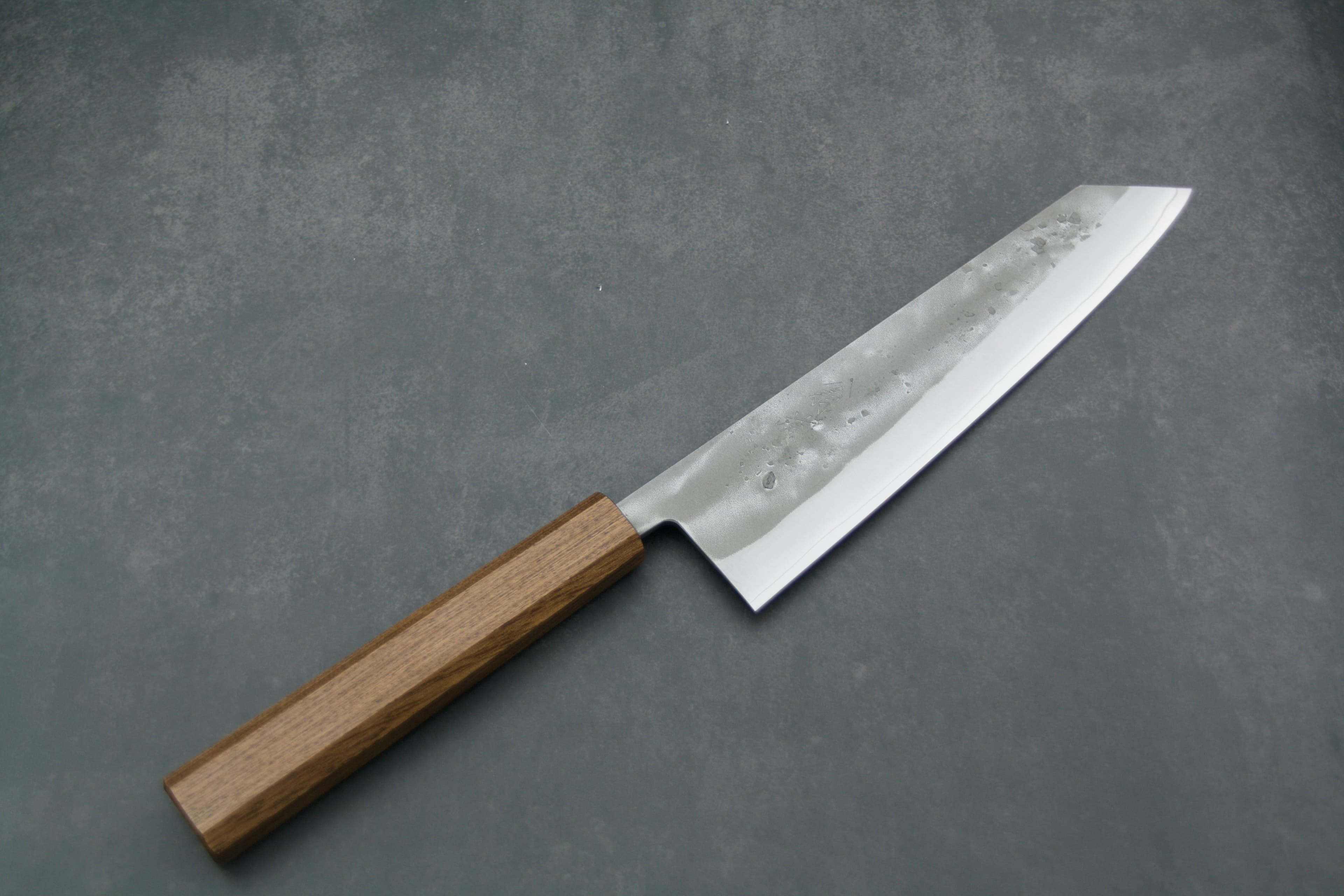 Hado Kiritsuke Gyuto 210 mm — SLD Nashiji | Valnøtt
