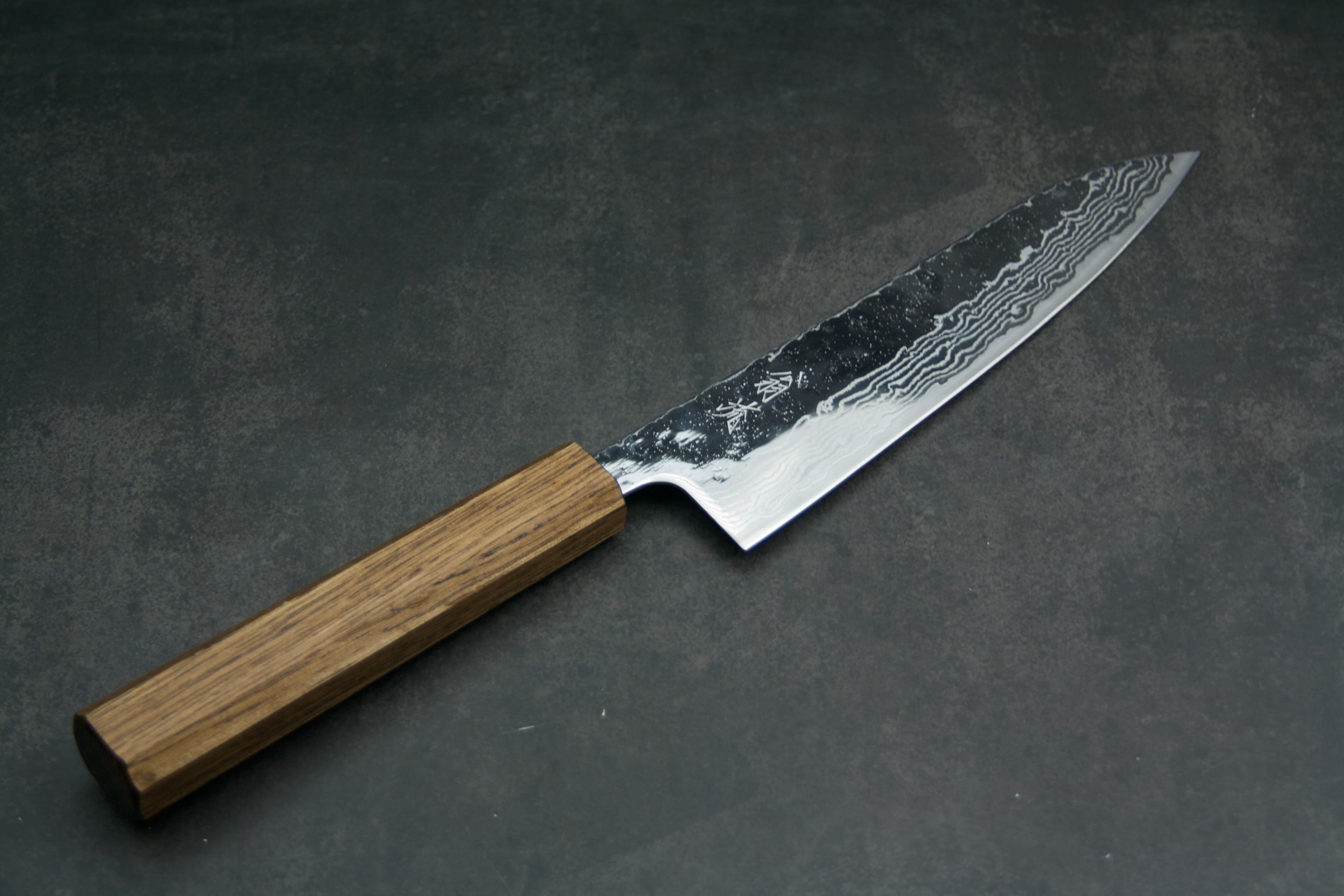 Hado Gyuto 180 mm — 440C Tsuchime | Svart eik